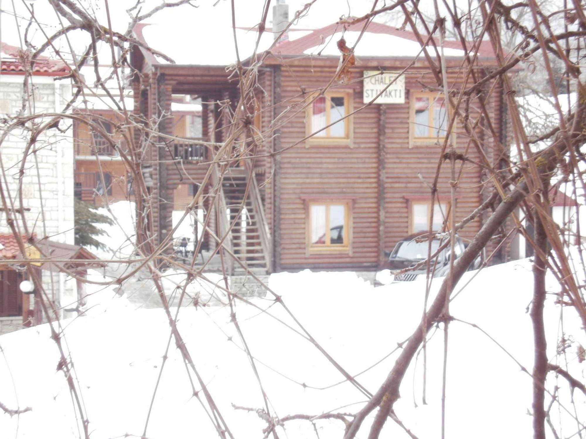 Stivakti Apartment *